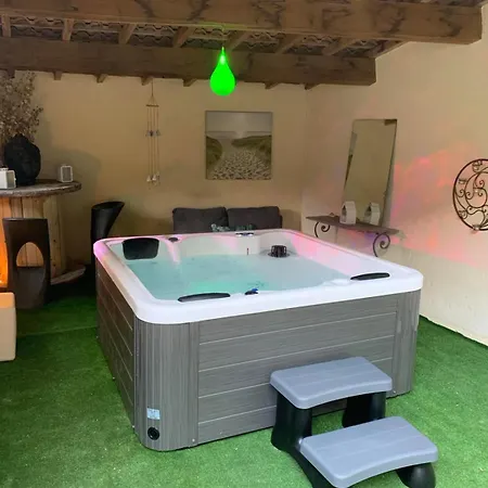 La Bulle Canopee Luxury tent